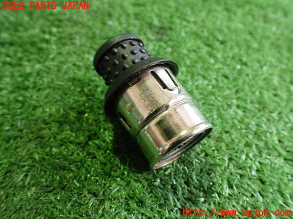 2UPJ-30097815]アルファロメオ・156 GTA(932AXB)シガライター 中古_m0002.jpg