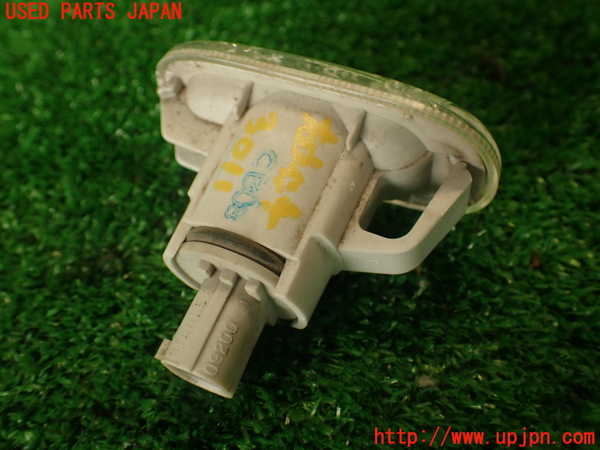 2UPJ-30111160]シビック タイプR(FD2)右ウィンカーレンズ 中古_m0002.jpg