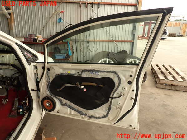 5UPJ-30111230]シビック タイプR(FD2)右前ドア 中古(43R-00033 M2H3)_m0004.jpg