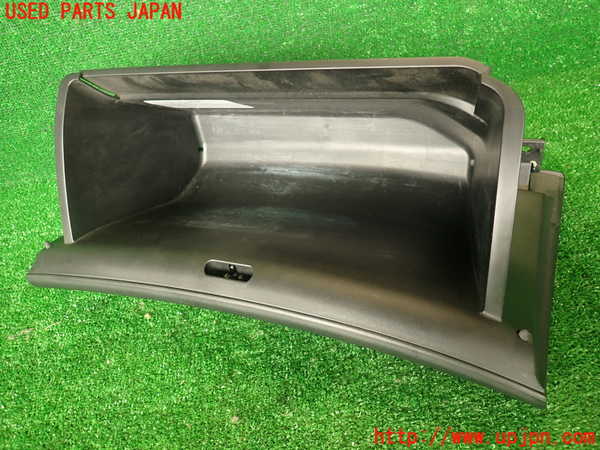 2UPJ-30117516]シビック タイプR(FD2)グローブボックス1 中古_m0004.jpg