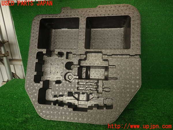 2UPJ-30117772]シビック タイプR(FD2)ラゲッジトレイ2 中古_m0001.jpg