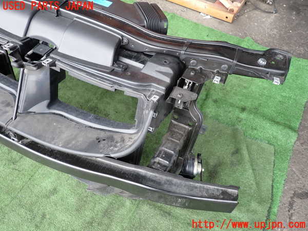 2UPJ-30121041]BMW 325i(VB25)(E90)コアサポート 中古_m0002.jpg