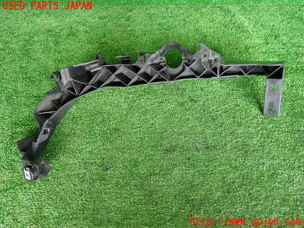 2UPJ-30121140]BMW 325i(VB25)(E90)右ヘッドライトリム 中古_m0003.jpg