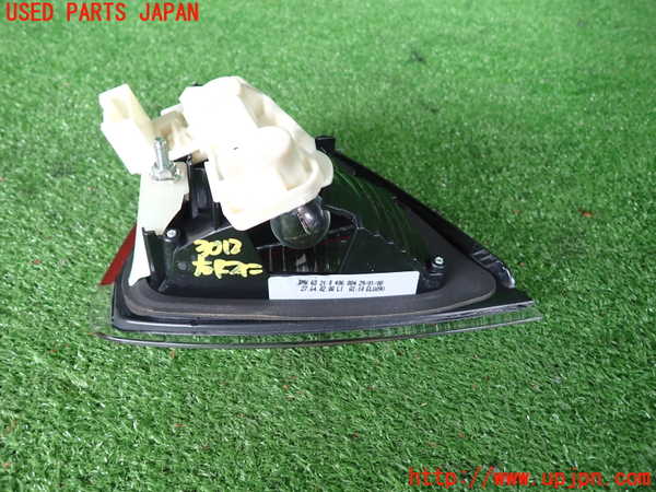 2UPJ-30121550]BMW 325i(VB25)(E90)右リアフィニッシャー 中古_m0003.jpg