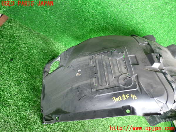 2UPJ-30121092]BMW 325i(VB25)(E90)左前フェンダーライナー 中古_m0002.jpg