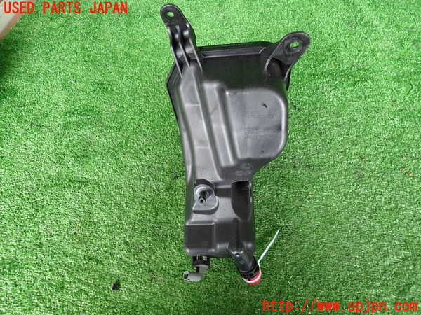 2UPJ-30122410]BMW 325i(VB25)(E90)ラジエータータンク 中古_m0003.jpg