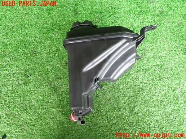 2UPJ-30122410]BMW 325i(VB25)(E90)ラジエータータンク 中古_m0004.jpg