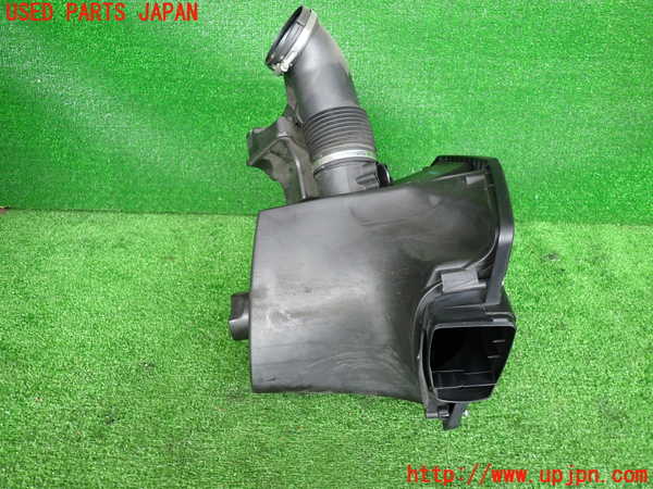 2UPJ-30122560]BMW 325i(VB25)(E90)エアクリーナーボックス 中古_m0003.jpg
