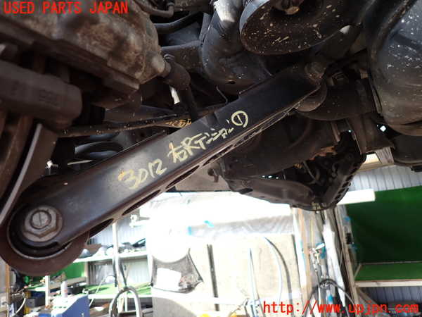 2UPJ-30125325]BMW 325i(VB25)(E90)右リアテンションロッド 中古_m0001.jpg