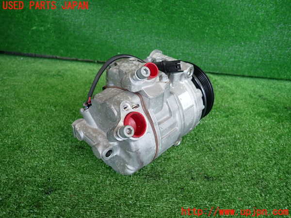2UPJ-30126025]BMW 325i(VB25)(E90)エアコンコンプレッサー 中古_m0001.jpg