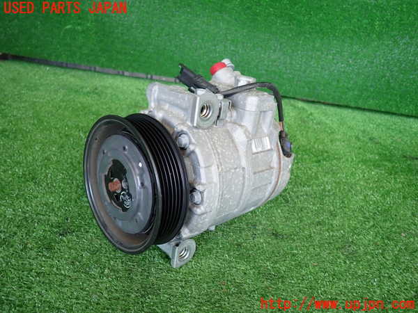 2UPJ-30126025]BMW 325i(VB25)(E90)エアコンコンプレッサー 中古_m0002.jpg