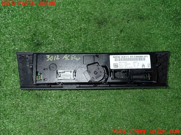 2UPJ-30126066]BMW 325i(VB25)(E90)エアコンスイッチ1 中古_m0002.jpg