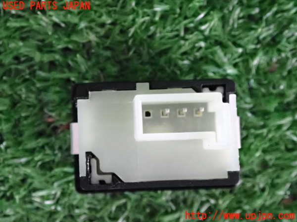 2UPJ-30126307]BMW 325i(VB25)(E90)スイッチ2 (トランク) 中古_m0003.jpg