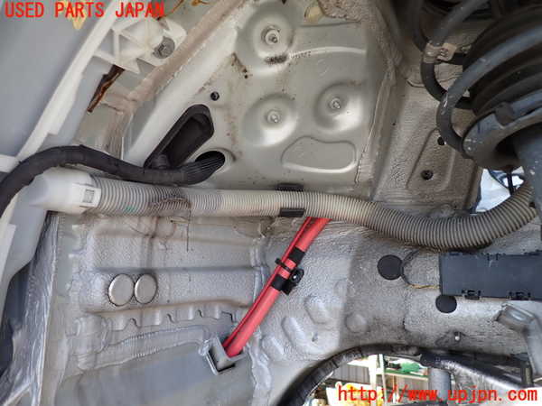 2UPJ-30126791]BMW 325i(VB25)(E90)ウォッシャータンク1 中古_m0002.jpg