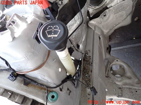 2UPJ-30126791]BMW 325i(VB25)(E90)ウォッシャータンク1 中古_m0003.jpg