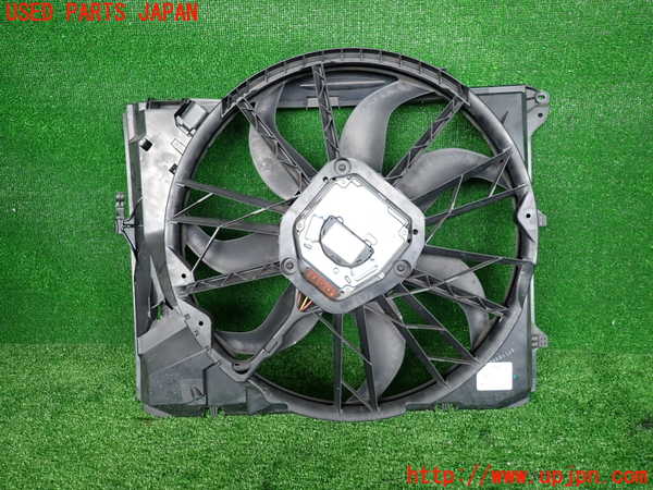 2UPJ-30126836]BMW 325i(VB25)(E90)電動ファン1 中古_m0002.jpg