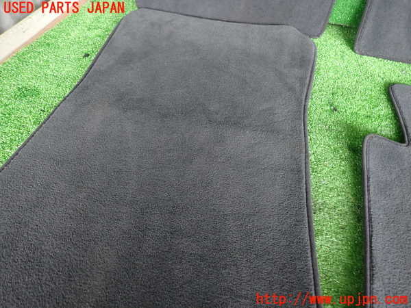 2UPJ-30127800]BMW 325i(VB25)(E90)フロアマット 中古_m0003.jpg