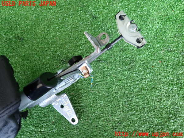 2UPJ-30127550]BMW 325i(VB25)(E90)サイドブレーキレバー 中古_m0003.jpg