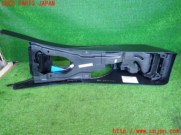 2UPJ-30127540]BMW 325i(VB25)(E90)センターコンソール 中古_m0005.jpg