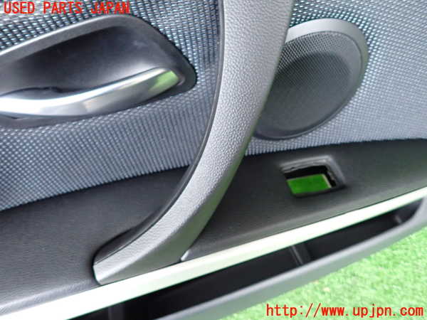 2UPJ-30121264]BMW 325i(VB25)(E90)左前ドア内張り 中古_m0003.jpg