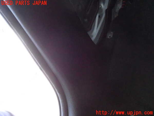 2UPJ-30127665]BMW 325i(VB25)(E90)右センターピラートリム 中古_m0004.jpg