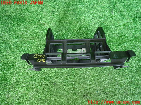 2UPJ-30127691]BMW 325i(VB25)(E90)内装トリム類1 中古_m0002.jpg