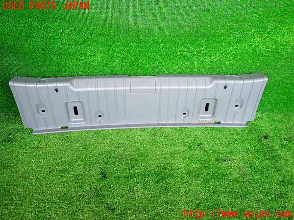 2UPJ-30127692]BMW 325i(VB25)(E90)内装トリム類2 中古_m0001.jpg