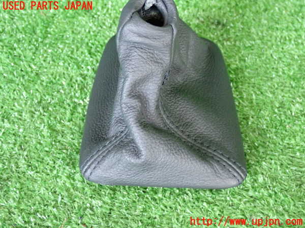 2UPJ-30127575]BMW 325i(VB25)(E90)シフトブーツ 中古_m0001.jpg