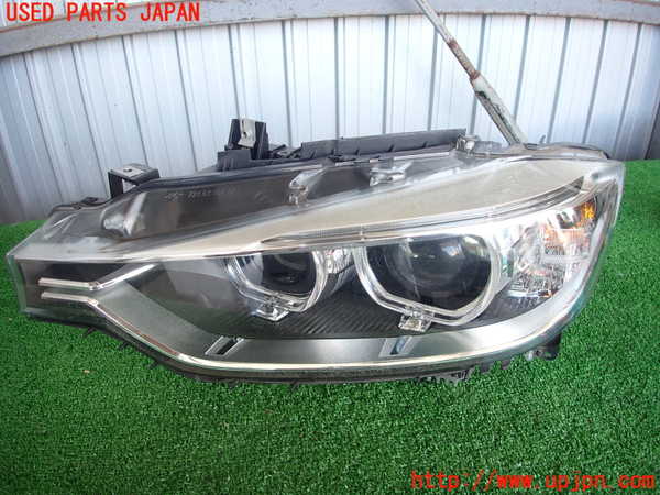 2UPJ-30131132]BMW 328i(3A20)左ヘッドライト HID 中古 F30_m0001.jpg