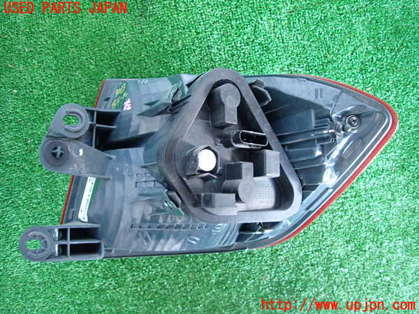 2UPJ-30131536]BMW 328i(3A20)左テールランプ 中古 F30_m0002.jpg