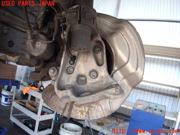 2UPJ-30134295]BMW 328i(3A20)左フロントナックルハブ 中古 F30_m0002.jpg