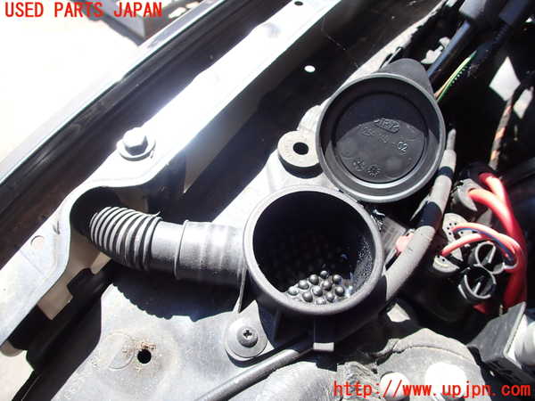 2UPJ-30136791]BMW 328i(3A20)ウォッシャータンク1 中古 F30_m0002.jpg