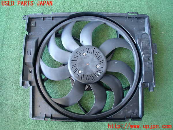 2UPJ-30136836]BMW 328i(3A20)電動ファン1 中古 F30_m0002.jpg