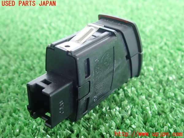 2UPJ-30136290]BMW 328i(3A20)ハザードスイッチ 中古 F30_m0002.jpg
