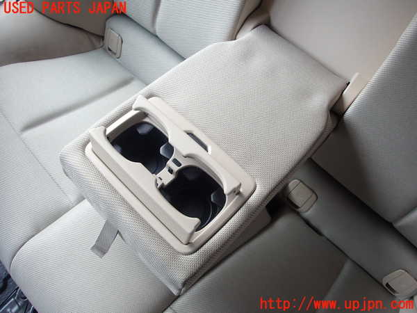 2UPJ-30137385]BMW 328i(3A20)リアシート 中古 F30_m0004.jpg