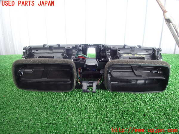 2UPJ-30137526]BMW 328i(3A20)エアコン吹き出し口1 (真中) 中古 F30_m0002.jpg
