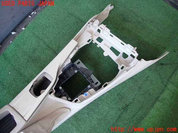 2UPJ-30137540]BMW 328i(3A20)センターコンソール 中古 F30_m0004.jpg