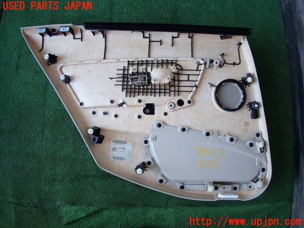 2UPJ-30131294]BMW 328i(3A20)右後ドア内張り 中古 F30_m0004.jpg