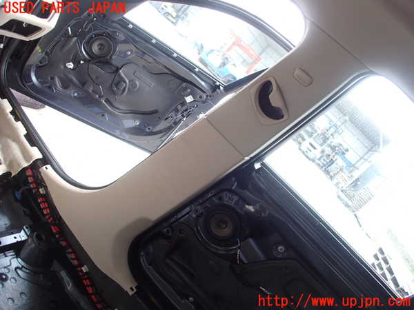 2UPJ-30137665]BMW 328i(3A20)右センターピラートリム 中古 F30_m0001.jpg