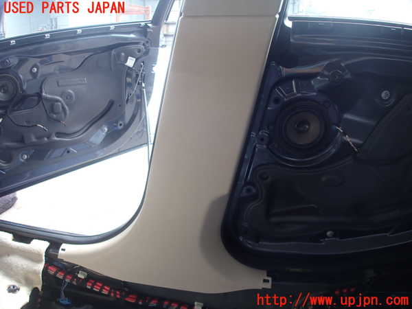 2UPJ-30137665]BMW 328i(3A20)右センターピラートリム 中古 F30_m0003.jpg