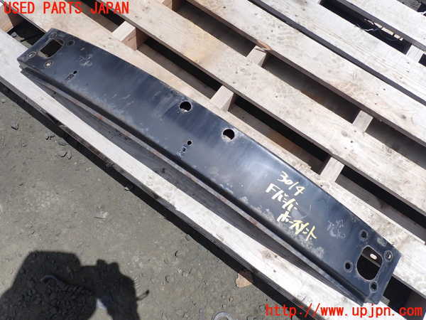 1UPJ-30141014]キャデラック・SRX クロスオーバー(T166C)フロントバンパーホースメント 中古_m0001.jpg