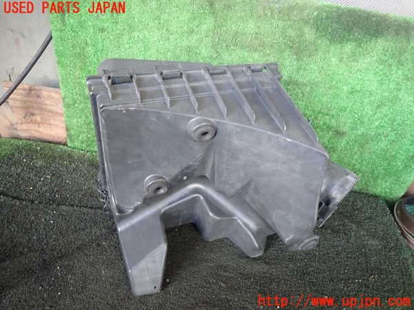 1UPJ-30142560]キャデラック・SRX クロスオーバー(T166C)エアクリーナーボックス 中古_m0003.jpg