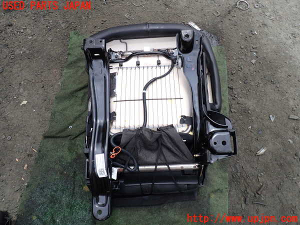 1UPJ-30147175]キャデラック・SRX クロスオーバー(T166C)左2列目シート 中古_m0005.jpg