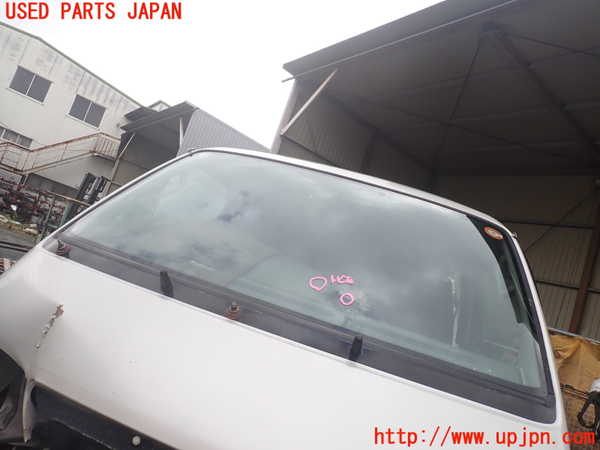 1UPJ-30151195]ハイエースワゴン100系(KZH100G)フロントガラス 中古 ASAHI M315_m0001.jpg