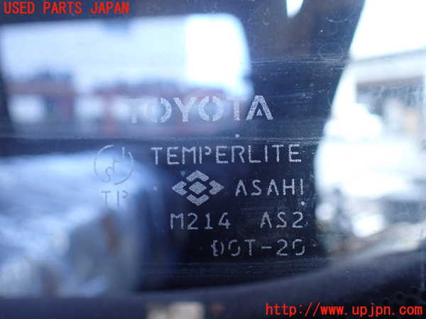 1UPJ-30151382]ハイエースワゴン100系(KZH100G)左クォーターガラス 中古 ASAHI M214_m0003.jpg