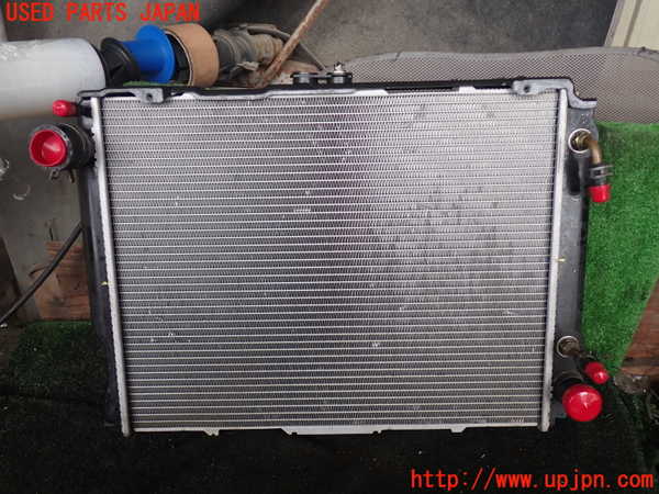 1UPJ-30152321]ハイエースワゴン100系(KZH100G)ラジエーター1(メイン) 中古_m0002.jpg