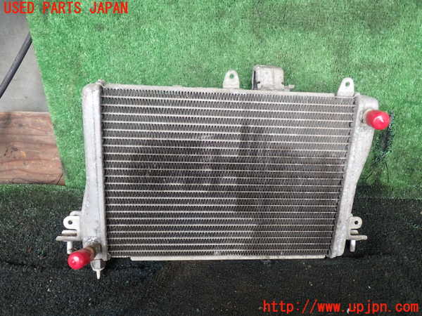 1UPJ-30152323]ハイエースワゴン100系(KZH100G)ラジエーター3 中古_m0001.jpg
