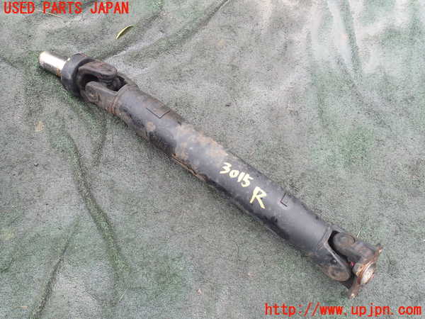 1UPJ-30153410]ハイエースワゴン100系(KZH100G)リアプロペラシャフト 中古_m0001.jpg