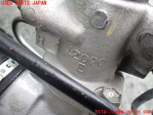 1UPJ-30154235]ハイエースワゴン100系(KZH100G)パワステギアボックス 中古_m0004.jpg