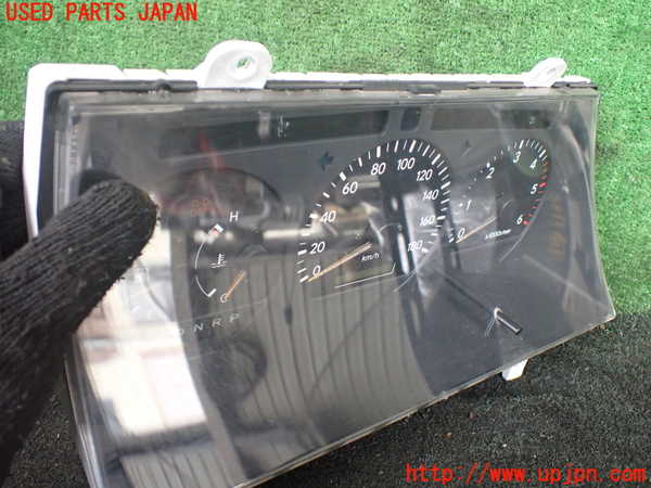 1UPJ-30156170]ハイエースワゴン100系(KZH100G)スピードメーター 中古_m0002.jpg